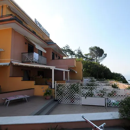 Hotel Residence Mondial-2